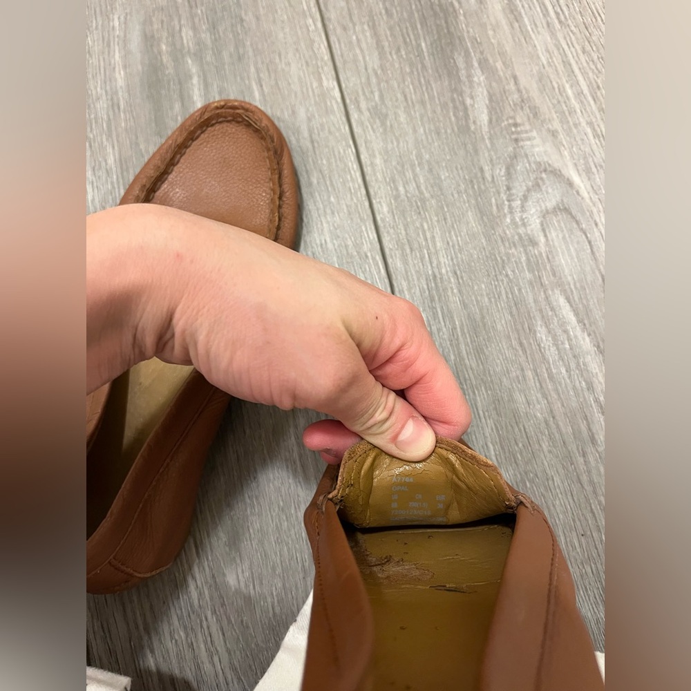 Coach Brown Leather Driving Shoe Flats Size 6 - Picture 6 of 6